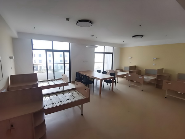 危情玫瑰，裴少毒深似海