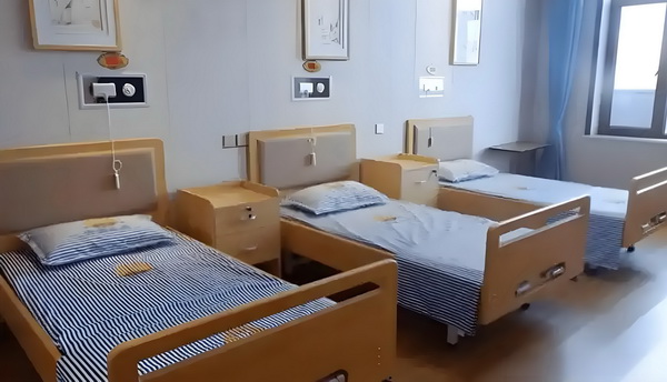 腹黑妖女：冷漠少主休想跑